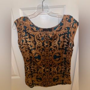 The limited top size small